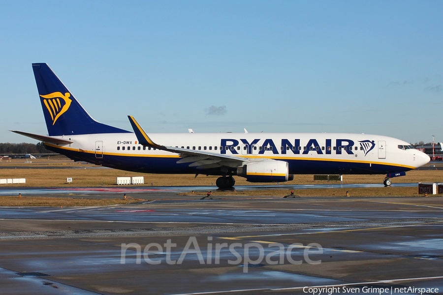 Ryanair Boeing 737-8AS (EI-DWX) | Photo 147394