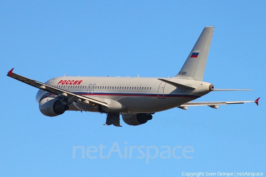 Rossiya - Russian Airlines Airbus A320-212 (EI-DXY) | Photo 37234