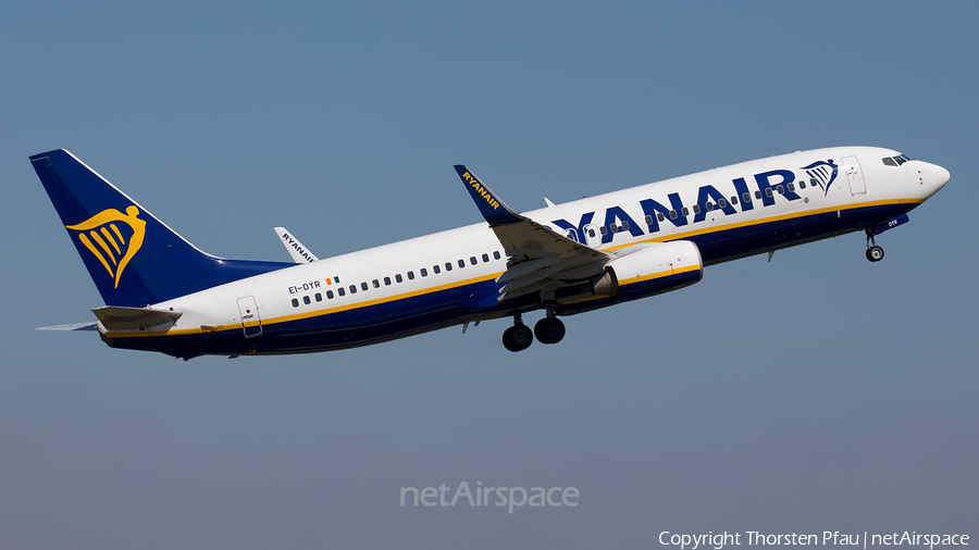 Ryanair Boeing 737-8AS (EI-DYR) | Photo 204009