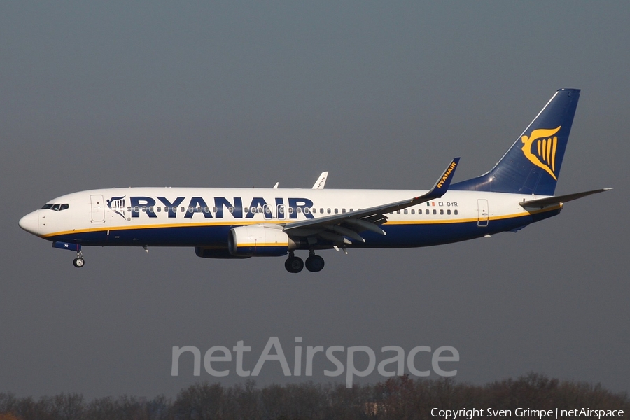 Ryanair Boeing 737-8AS (EI-DYR) | Photo 102014