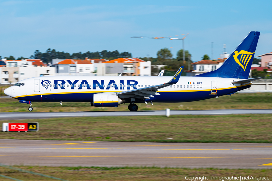 Ryanair Boeing 737-8AS (EI-DYV) | Photo 645573