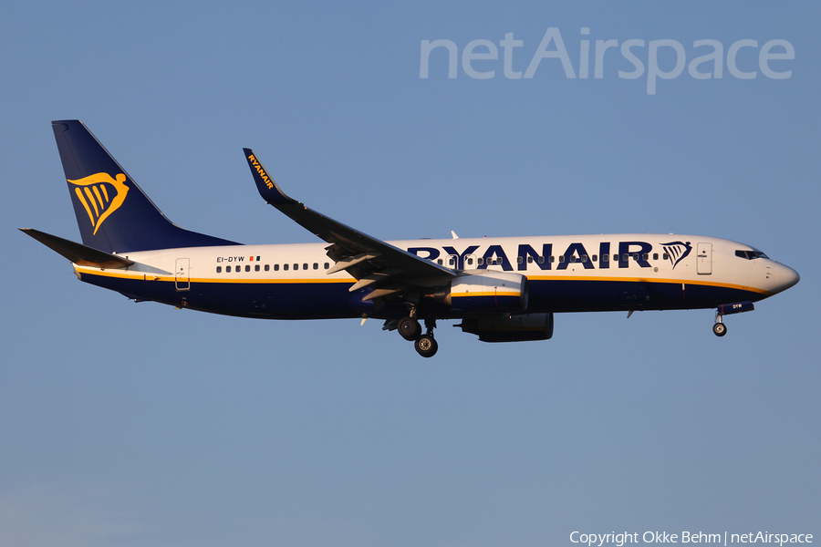 Ryanair Boeing 737-8AS (EI-DYW) | Photo 161971