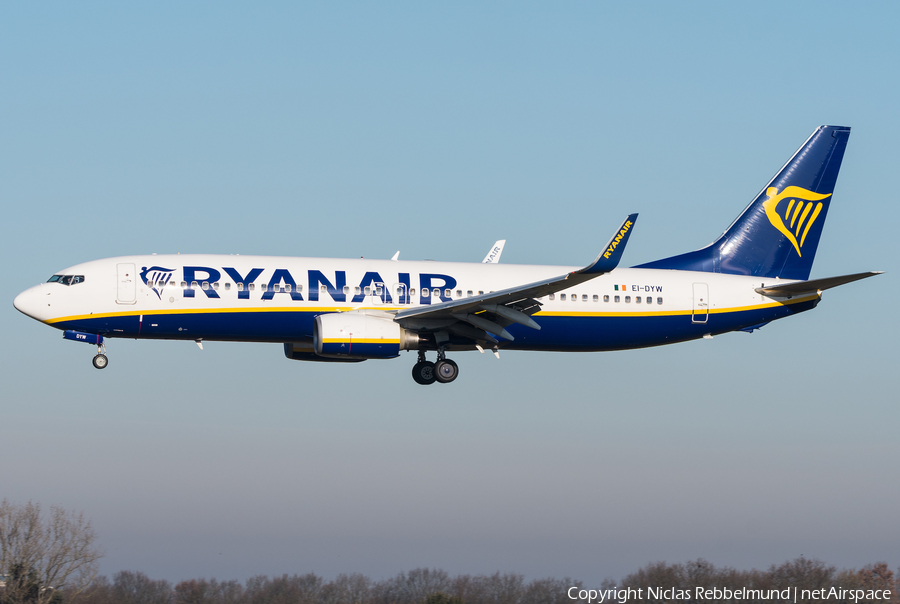 Ryanair Boeing 737-8AS (EI-DYW) | Photo 296697