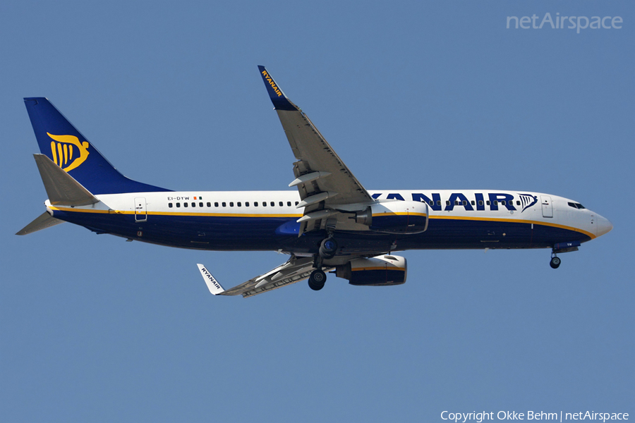 Ryanair Boeing 737-8AS (EI-DYW) | Photo 52082