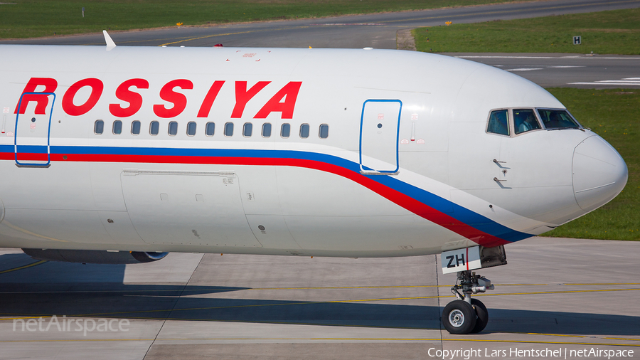 Rossiya - Russian Airlines Boeing 767-3Q8(ER) (EI-DZH) | Photo 288403