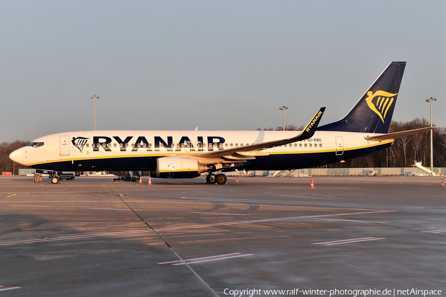 Ryanair Boeing 737-8AS (EI-EBC) | Photo 387380
