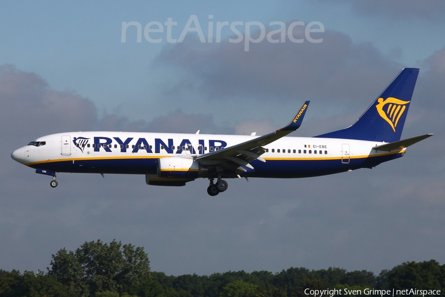 Ryanair Boeing 737-8AS (EI-EBE) | Photo 513549