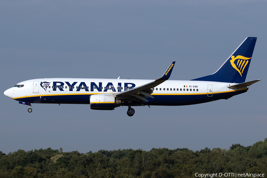 Ryanair Boeing 737-8AS (EI-EBK) | Photo 521709