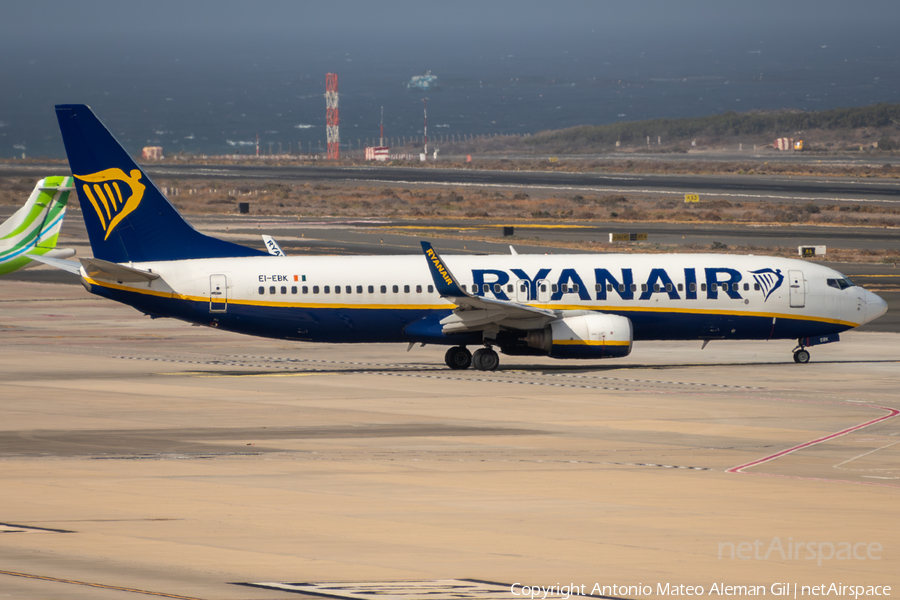 Ryanair Boeing 737-8AS (EI-EBK) | Photo 637926