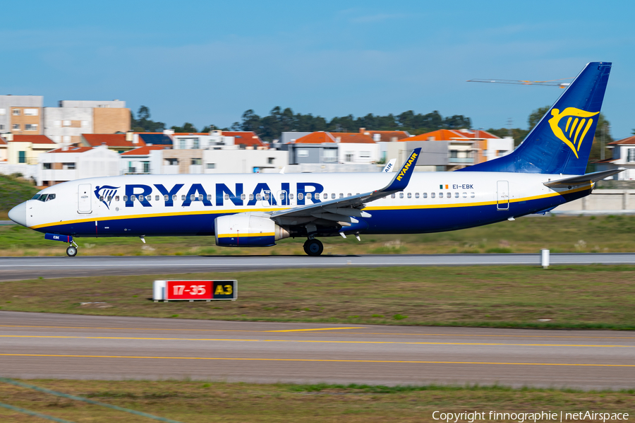 Ryanair Boeing 737-8AS (EI-EBK) | Photo 645580