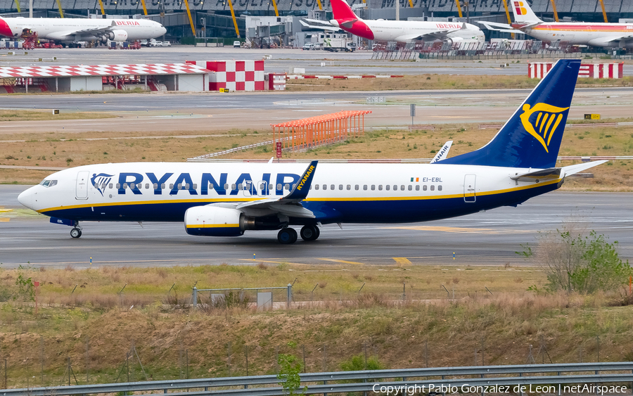 Ryanair Boeing 737-8AS (EI-EBL) | Photo 335712