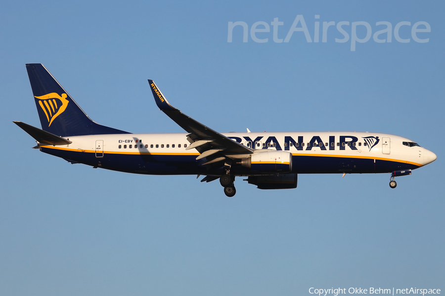Ryanair Boeing 737-8AS (EI-EBV) | Photo 220904