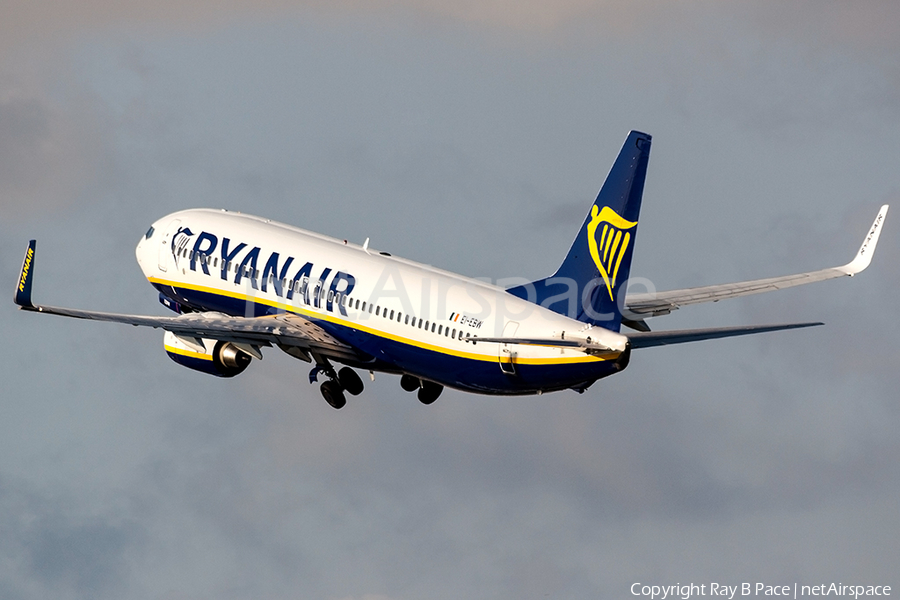 Ryanair Boeing 737-8AS (EI-EBW) | Photo 354662