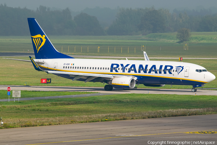 Ryanair Boeing 737-8AS (EI-EBY) | Photo 475130