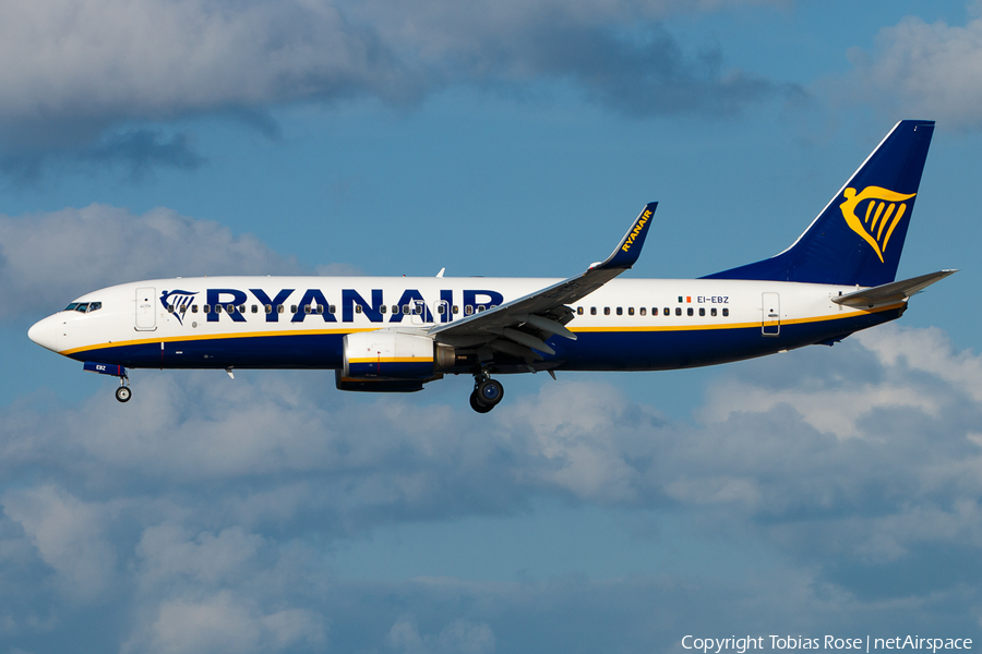 Ryanair Boeing 737-8AS (EI-EBZ) | Photo 324244