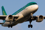 Aer Lingus Airbus A320-214 (EI-EDP) at  London - Heathrow, United Kingdom
