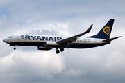 Ryanair Boeing 737-8AS (EI-EFC) at  London - Gatwick, United Kingdom