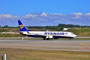 Ryanair Boeing 737-8AS (EI-EFF) at  Porto, Portugal