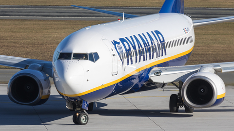 Ryanair Boeing 737-8AS (EI-EFF) at  Salzburg - W. A. Mozart, Austria