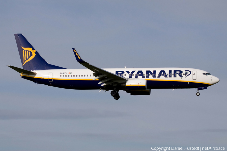 Ryanair Boeing 737-8AS (EI-EFK) | Photo 549395