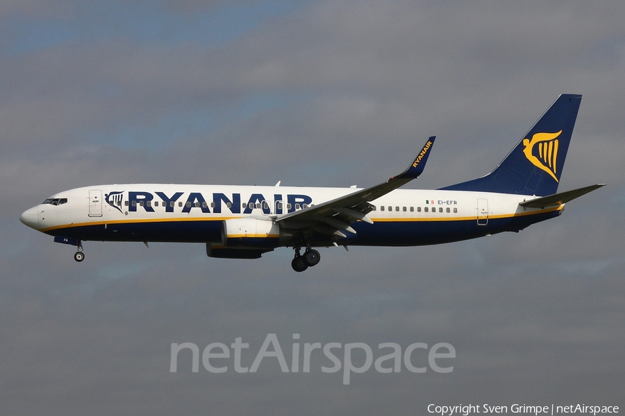 Ryanair Boeing 737-8AS (EI-EFR) | Photo 105477