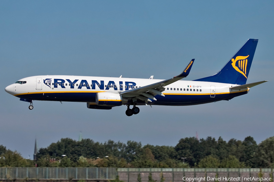 Ryanair Boeing 737-8AS (EI-EFY) | Photo 539687
