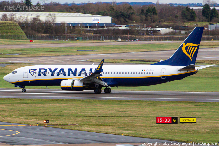 Ryanair Boeing 737-8AS (EI-EGA) | Photo 392627