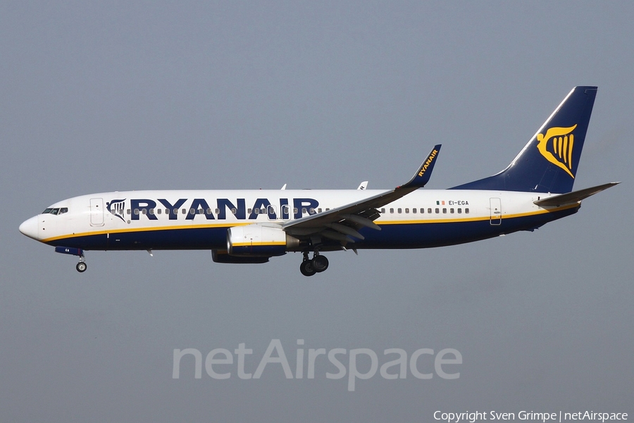 Ryanair Boeing 737-8AS (EI-EGA) | Photo 148653