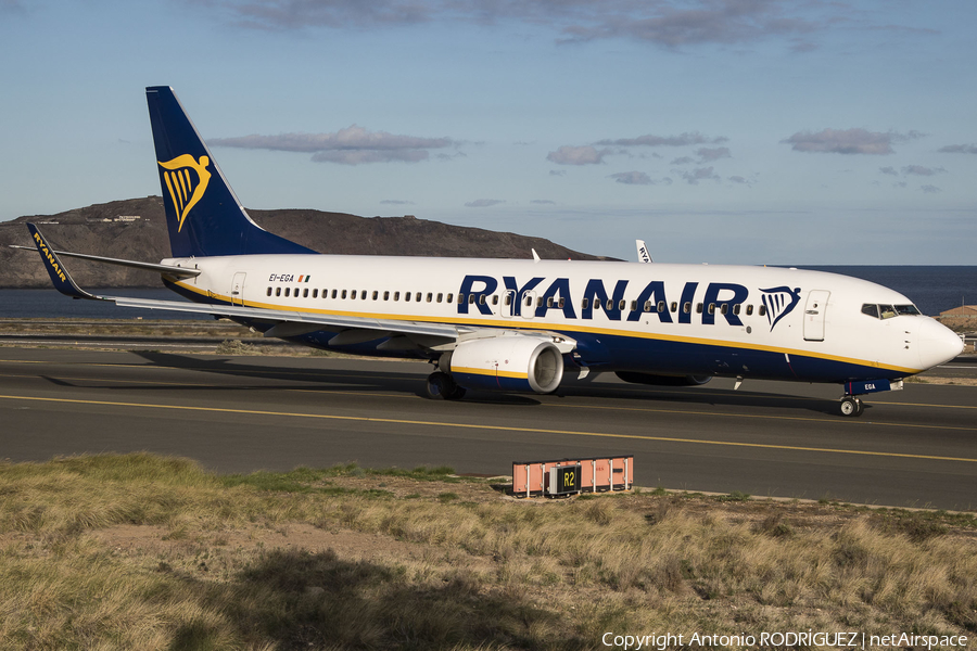 Ryanair Boeing 737-8AS (EI-EGA) | Photo 279596