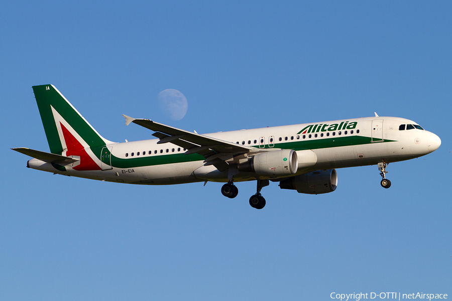 Alitalia Airbus A320-216 (EI-EIA) | Photo 368248