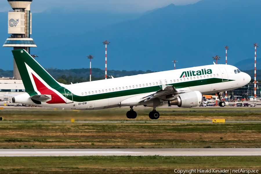 Alitalia Airbus A320-216 (EI-EIB) | Photo 346084