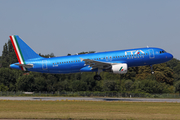 ITA Airways Airbus A320-216 (EI-EIE) at  Hamburg - Fuhlsbuettel (Helmut Schmidt), Germany