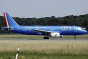 ITA Airways Airbus A320-216 (EI-EIE) at  Hamburg - Fuhlsbuettel (Helmut Schmidt), Germany