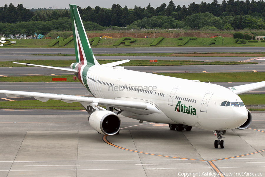 Alitalia Airbus A330-202 (EI-EJG) | Photo 245097