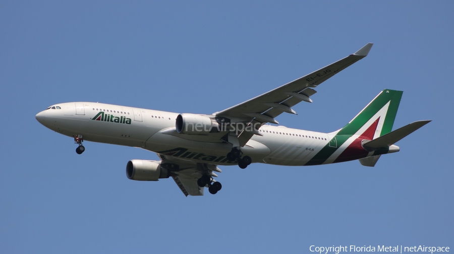 Alitalia Airbus A330-202 (EI-EJG) | Photo 349314