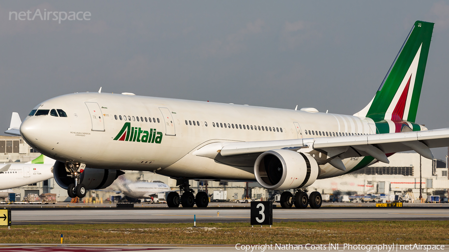 Alitalia Airbus A330-202 (EI-EJJ) | Photo 145846