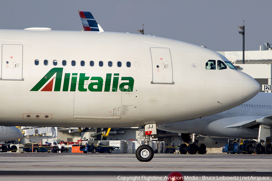 Alitalia Airbus A330-202 (EI-EJJ) | Photo 151384