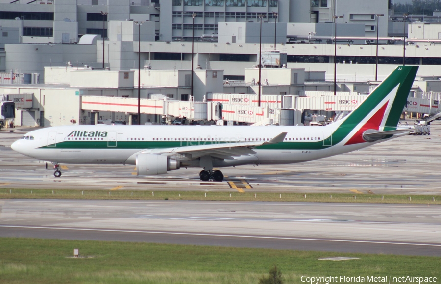 Alitalia Airbus A330-202 (EI-EJJ) | Photo 577807
