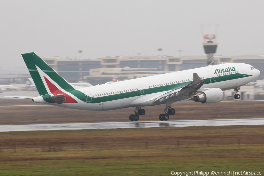 Alitalia Airbus A330-202 (EI-EJL) | Photo 253011