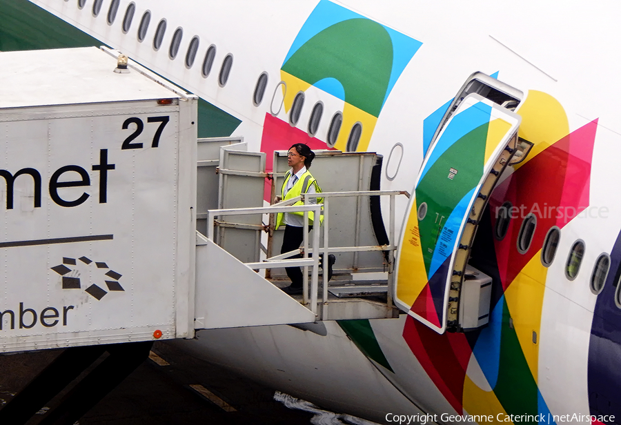 Alitalia Airbus A330-202 (EI-EJM) | Photo 337194