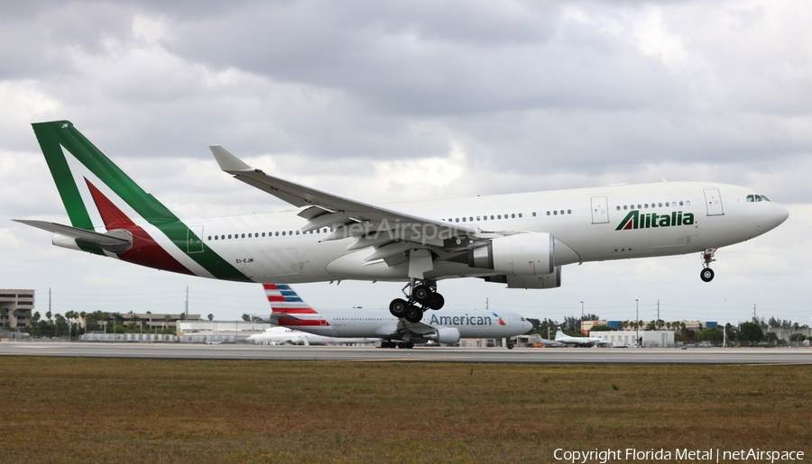 Alitalia Airbus A330-202 (EI-EJM) | Photo 313166