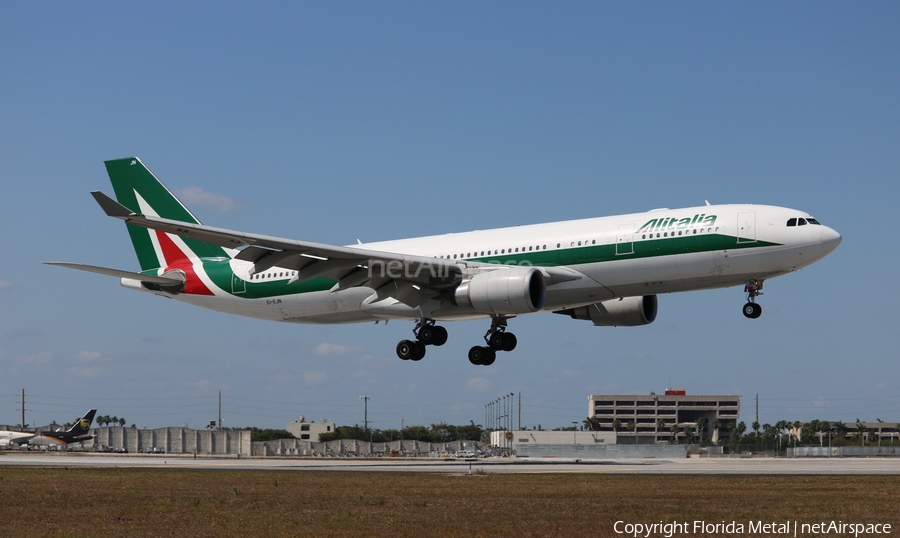 Alitalia Airbus A330-202 (EI-EJN) | Photo 313167