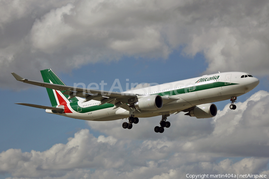 Alitalia Airbus A330-202 (EI-EJP) | Photo 19667