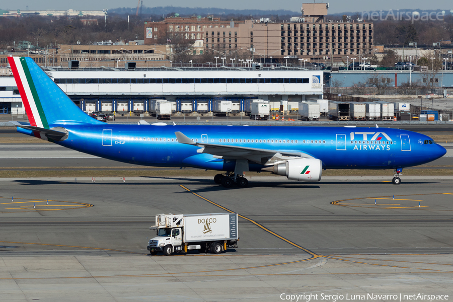 ITA Airways Airbus A330-202 (EI-EJP) | Photo 552714