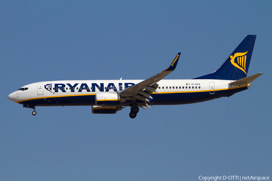 Ryanair Boeing 737-8AS (EI-EKA) | Photo 370825