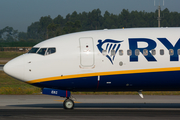 Ryanair Boeing 737-8AS (EI-EKC) at  Porto, Portugal