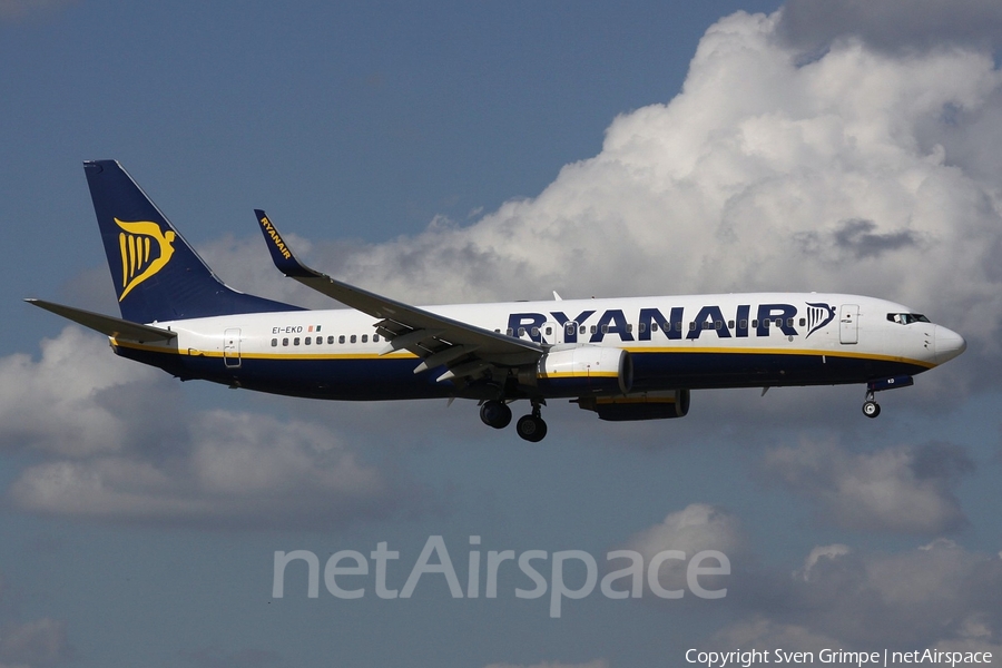 Ryanair Boeing 737-8AS (EI-EKD) | Photo 125530