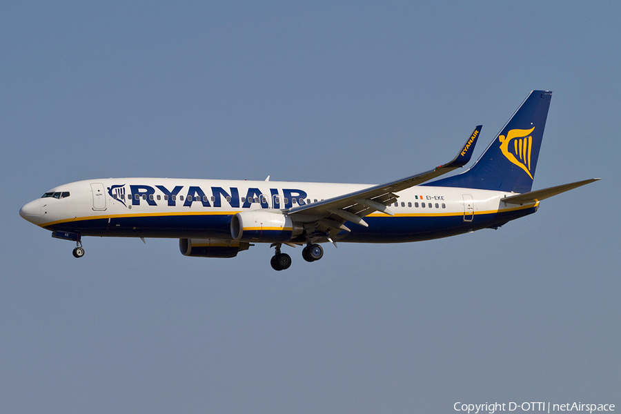 Ryanair Boeing 737-8AS (EI-EKE) | Photo 367568
