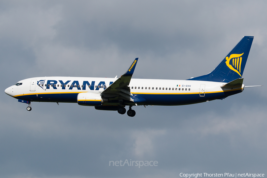 Ryanair Boeing 737-8AS (EI-EKH) | Photo 61074