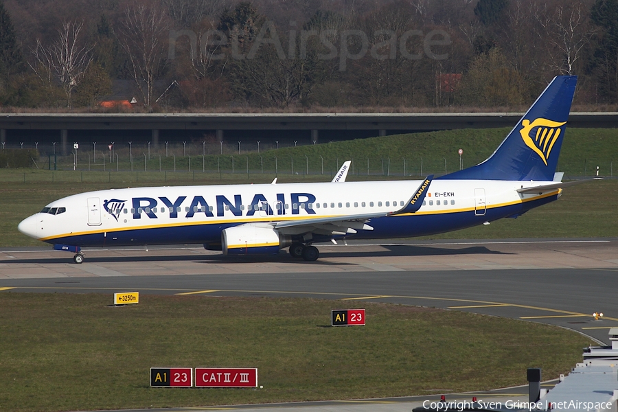 Ryanair Boeing 737-8AS (EI-EKH) | Photo 564693